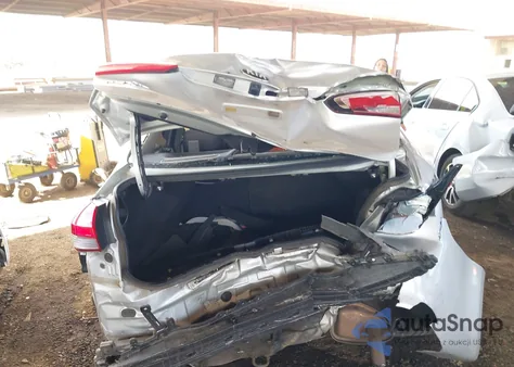 2018 Kia Forte Lx z USA, uszkodzony, nr VIN 3KPFL4A79JE260667